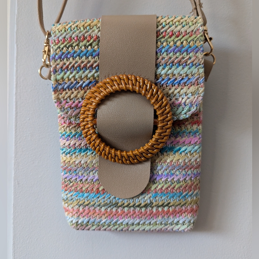 Small woven purse
